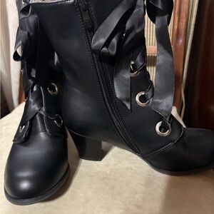 Chic Black Lace-Up Boots